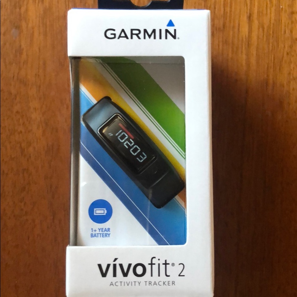 NEW Garmin Vivofit 2 activity tracker